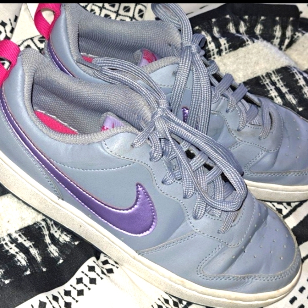 Nike Court borough low 2